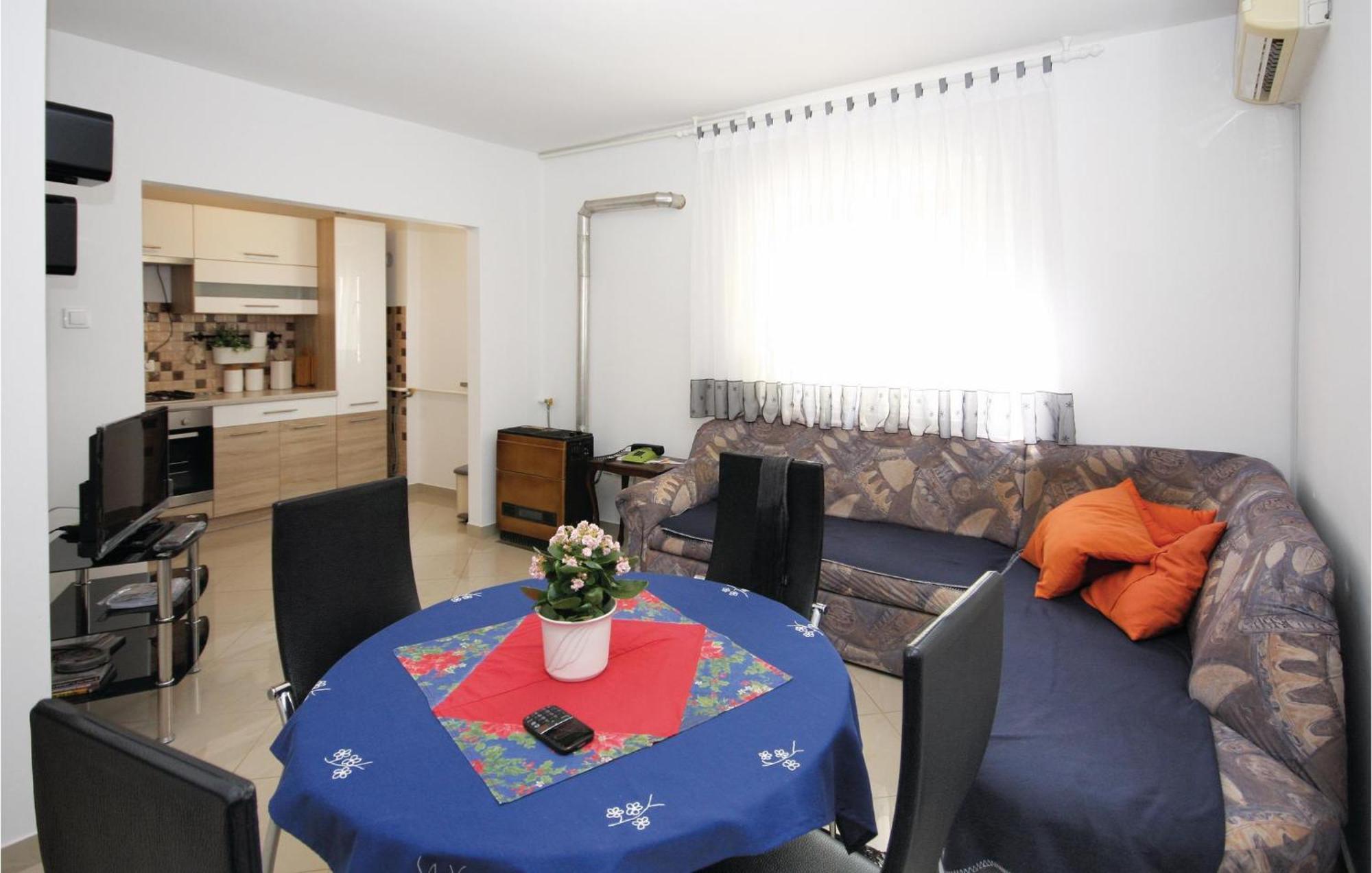 Awesome Apartment In Pula With Wifi Exterior photo